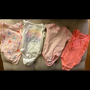 Baby body suits sizes 6-12 months. Bundle for $20